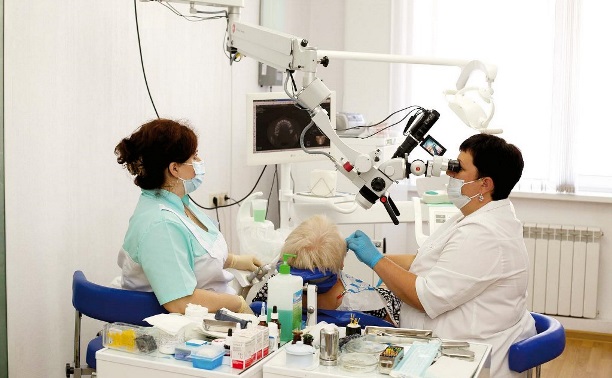 Центр стоматологии инновационных технологий: Лечение зубов под микроскопом