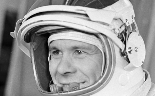 Первый космонавт из Тулы Евгений Хрунов: Час в открытом космосе