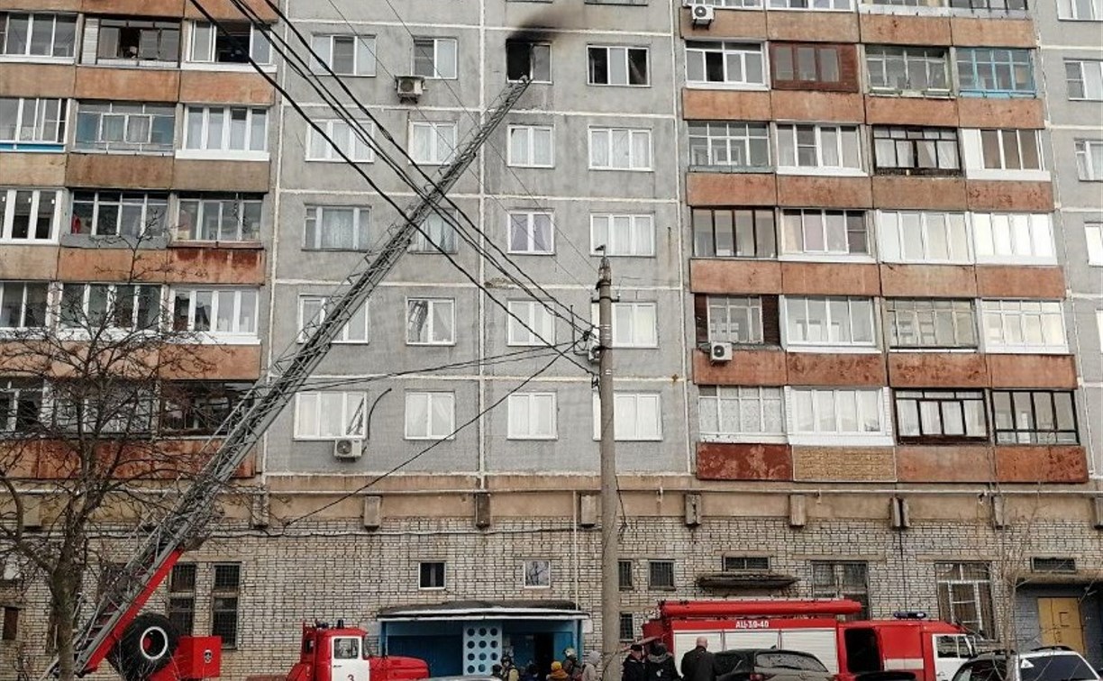 По факту гибели пенсионерки при пожаре на улице Металлургов проводится проверка