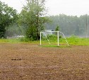 В поселке Октябрьский обустраивают футбольное поле