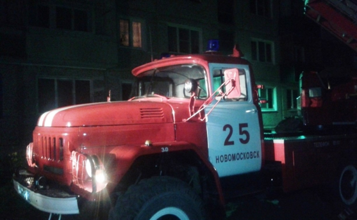 Два пожара зафиксировано в Новомосковске за ночь