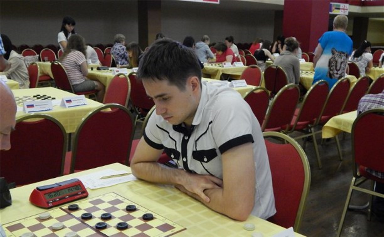 Туляк занял второе место в международном шашечном рейтинге