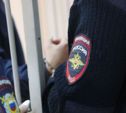 В Киреевске два студента заклеили приятелю глаза скотчем и ограбили его
