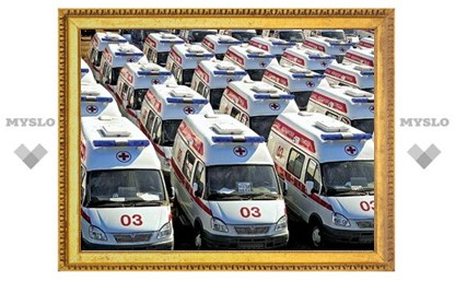 Автопарк тульских больниц пополнится на 100 новых машин скорой помощи