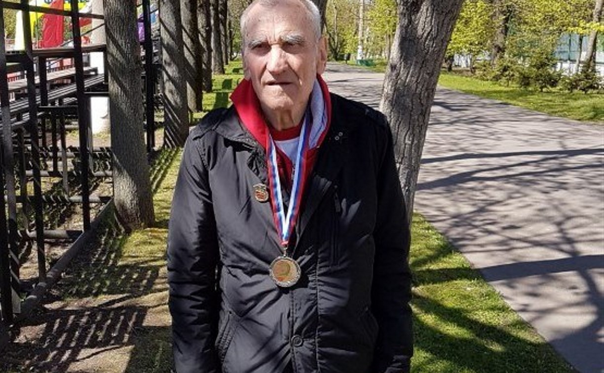 80-летний туляк побил рекорд России на чемпионате по суточному бегу 