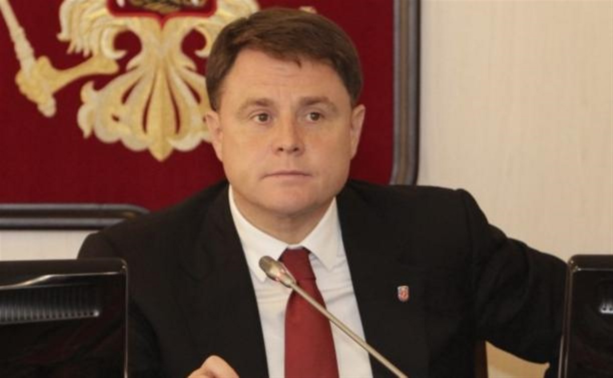 Губернатор потребовал у администрации р.п. Новогуровский вернуть 6,5 миллионов рублей