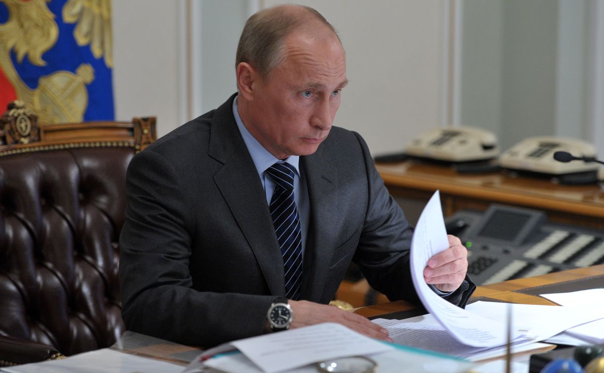 Владимир Путин присвоил тулякам почётные звания