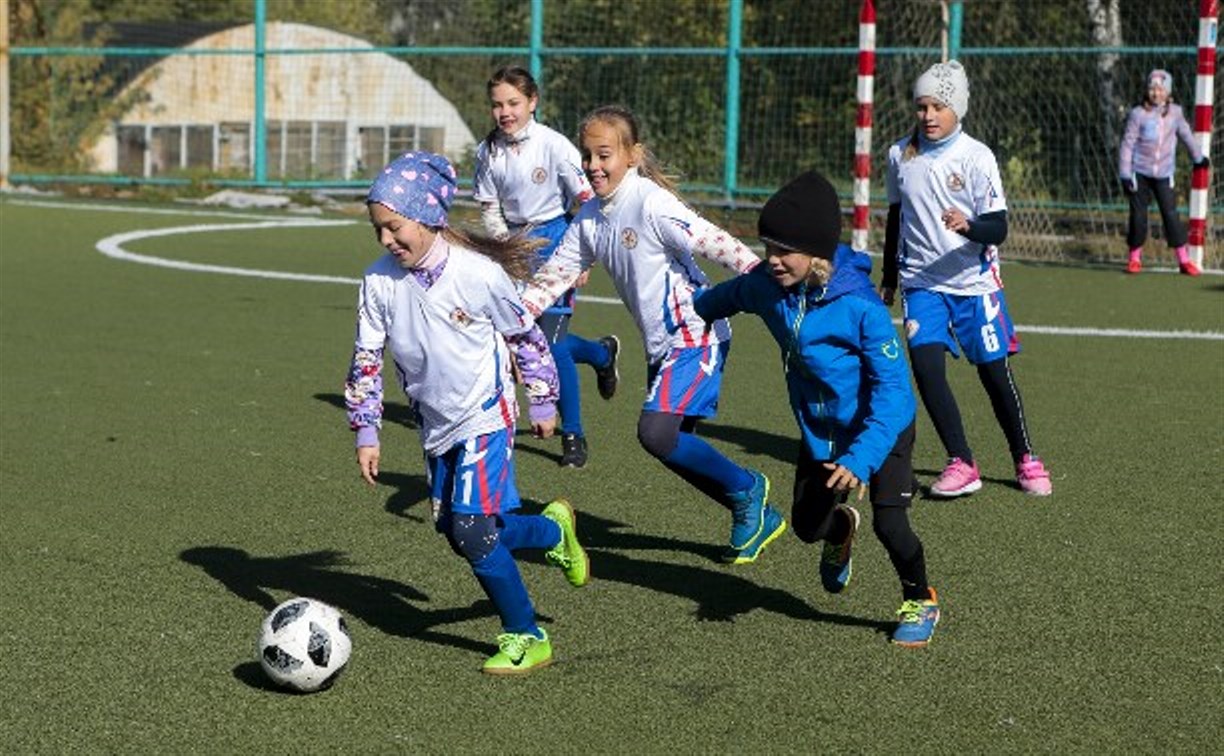 В Туле пройдет новогодний фестиваль по футболу для девочек