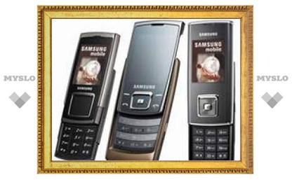 Samsung представила три новых мобильника