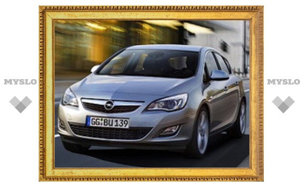 Opel рассекретил обновленный хэтчбек Astra
