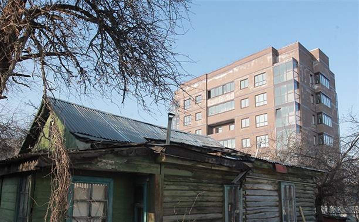Владимир Груздев о переселении из ветхого жилья: «Умирать будем, но построим»