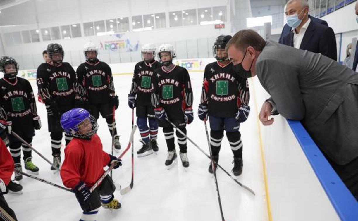 Юных туляков приглашают на уроки хоккея