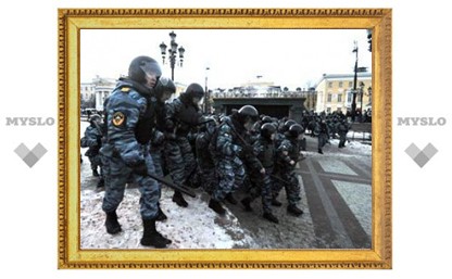 В новогоднюю ночь московских милиционеров оставят без праздника
