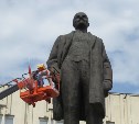 В Туле отмыли памятник Ленину