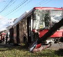 На проспекте Ленина двое пассажиров автобуса пострадали в результате ДТП