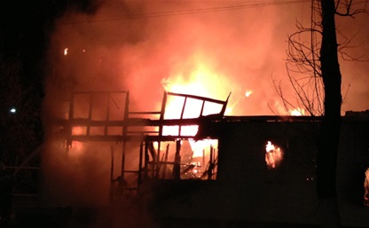 Ночью в Чернском районе сгорел кирпичный дом