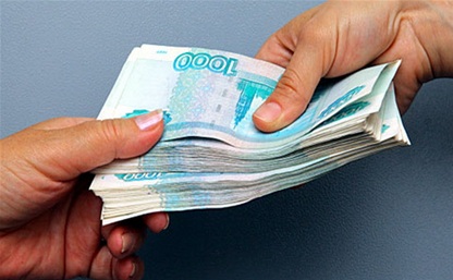 С 1 января минимальная зарплата на коммерческих предприятиях вырастет до 10 500 рублей