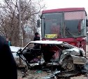 В ДТП в Мясново столкнулись две легковушки и автобус