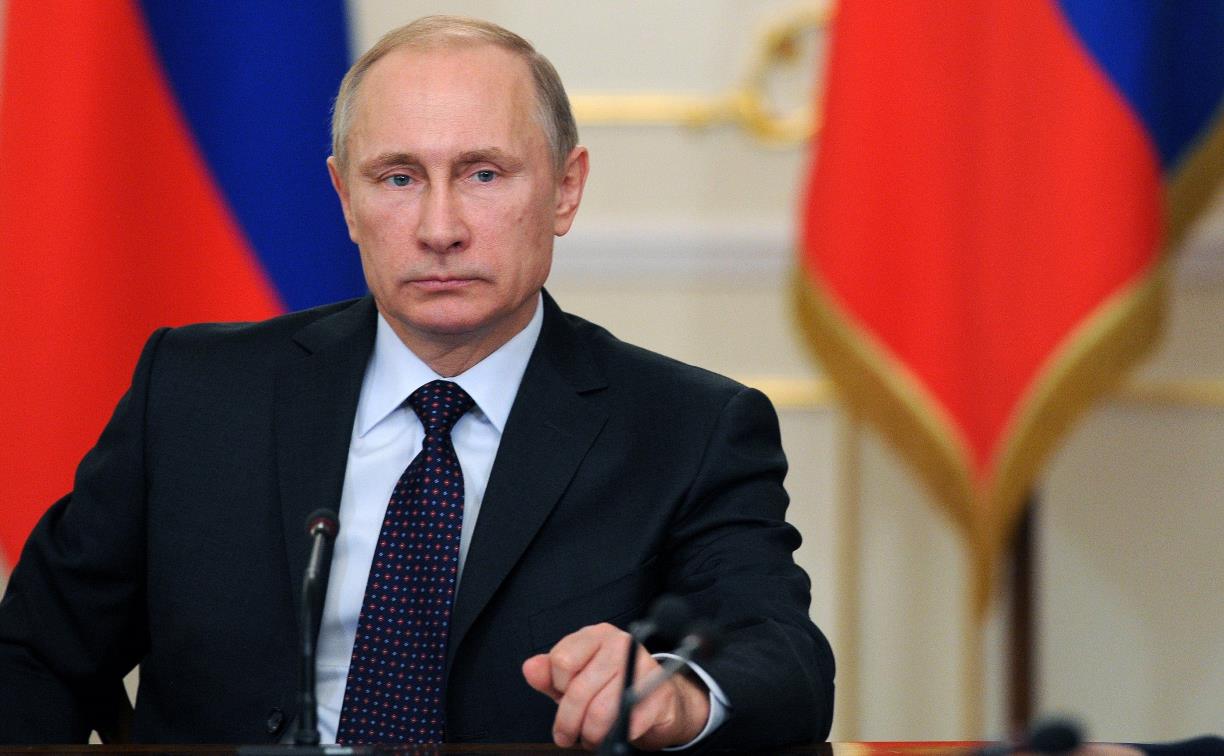 Владимир Путин поручил широко информировать граждан и бизнес о мерах поддержки