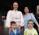 Эвелина Бледанс пригласила семьи из проекта «Не молчи» на цирковое шоу