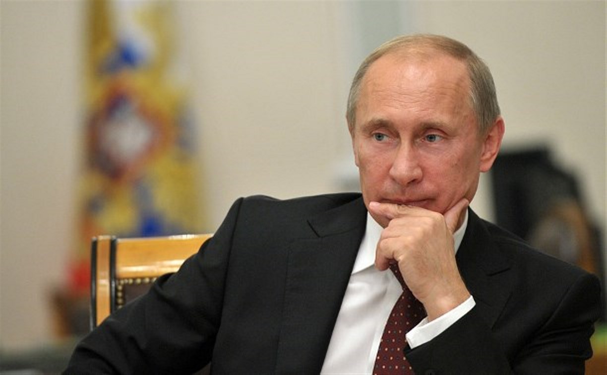Владимир Путин присвоил двум тулякам почетные звания 