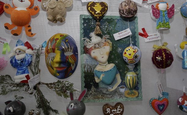 В Туле открылся Всероссийский новогодний фестиваль детского творчества «Шар-папье»