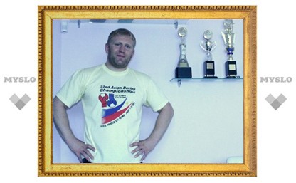 Харитонов вышел в полуфинал Гран-при лучших бойцов
