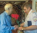 Глава тульского УМВД Василий Худык поздравил ветеранов с Днём Победы