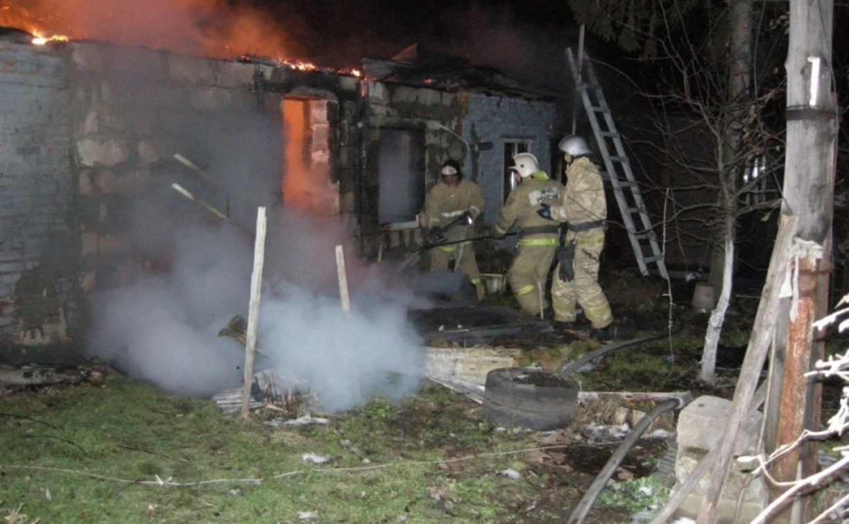 В Щёкинском районе сгорел дом