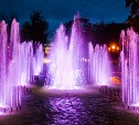 В Кировском сквере открылся светомузыкальный фонтанный комплекс: Фоторепортаж Myslo