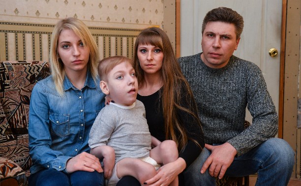 Тулячка Елена Бодрова: Почему чиновники не дают нашей семье квартиру? 