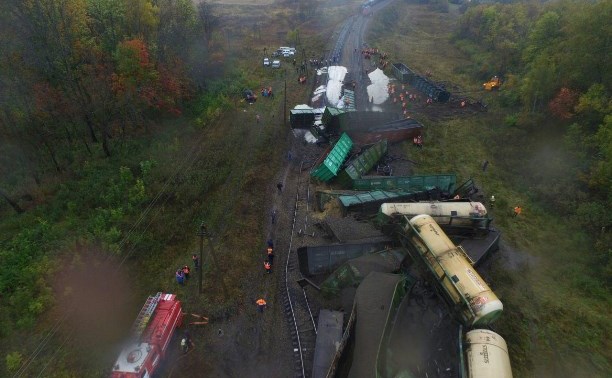 Крушение грузового поезда в Тульской области: виновным признали оператора РЖД