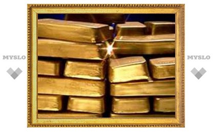 Цены на золото перешли отметку в 900 долларов