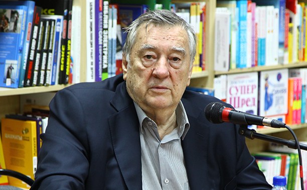 Александр Проханов представил тулякам свой роман «Крым»