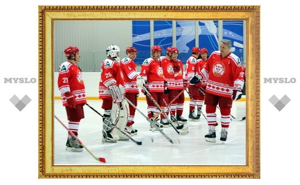 На хоккейный фестиваль в Новомосковск приехала сборная СССР