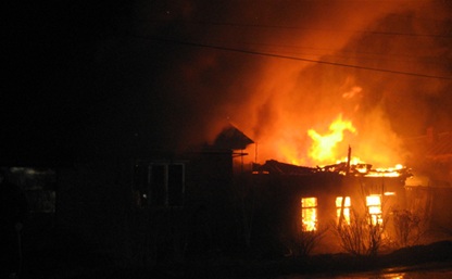 В Туле пожар уничтожил два частных дома