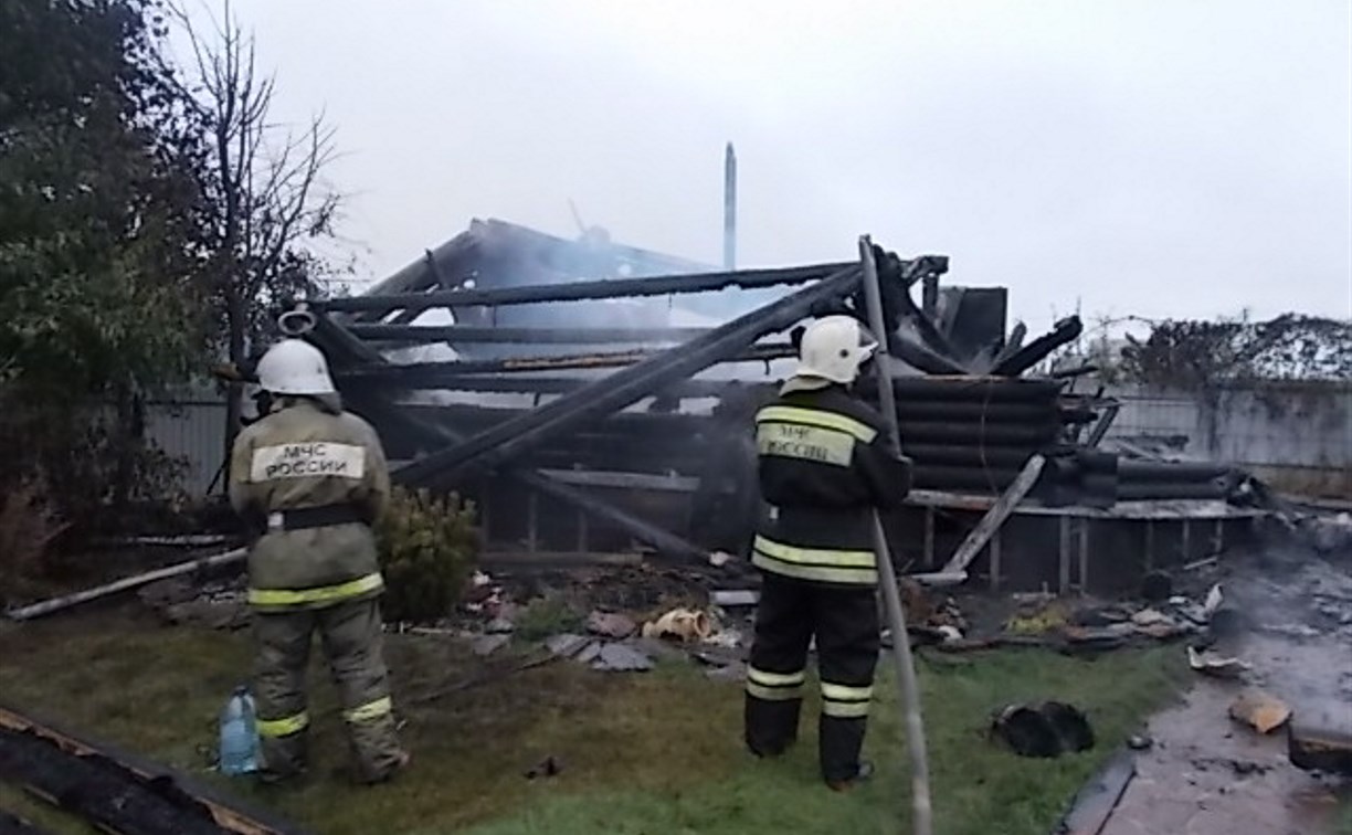 В Заокском районе под завалами сгоревшего дома обнаружен труп
