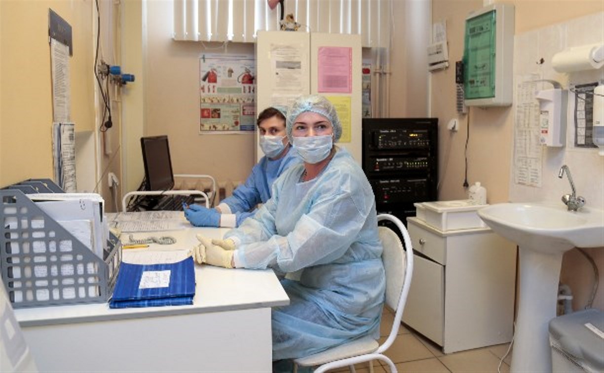В двух больницах региона отделения закрыты на карантин: пациентов и медперсонал проверяют на коронавирус