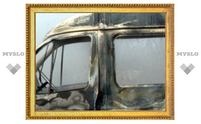 В Туле горят машины