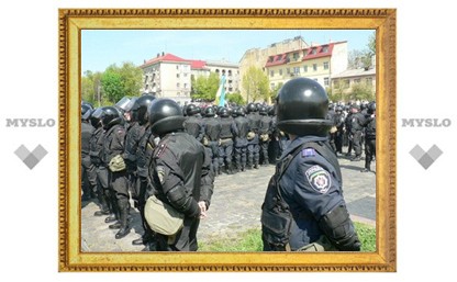 Госдума потребовала наказать организаторов львовских беспорядков