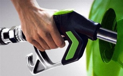Цены на бензин до конца лета останутся нетронутыми