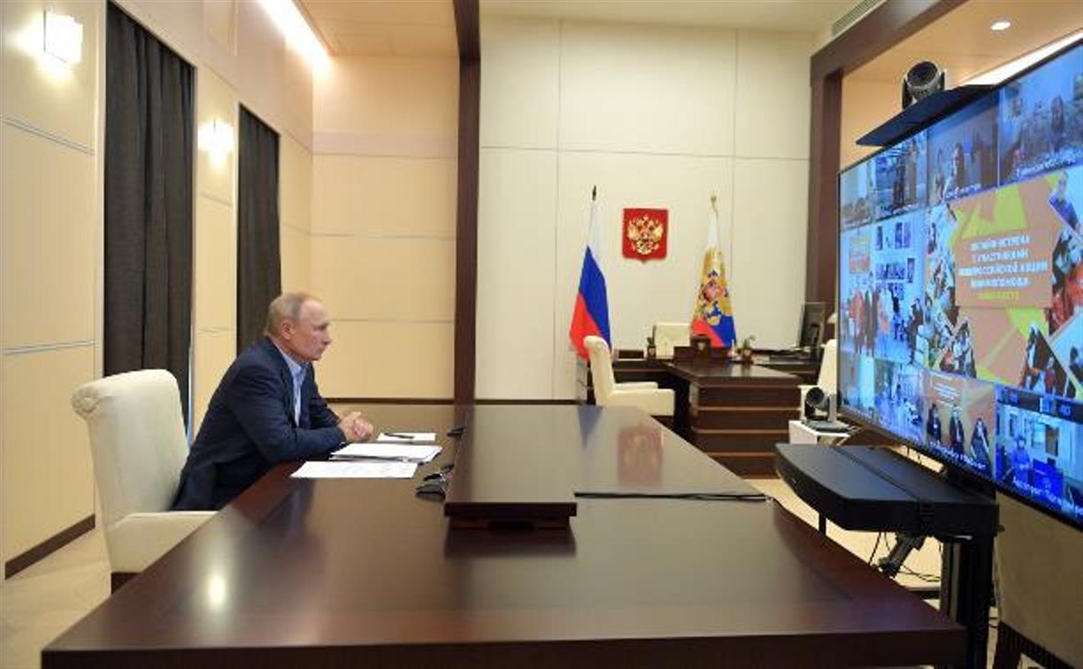 6 мая Владимир Путин проведет совещание по возможности выхода из карантина