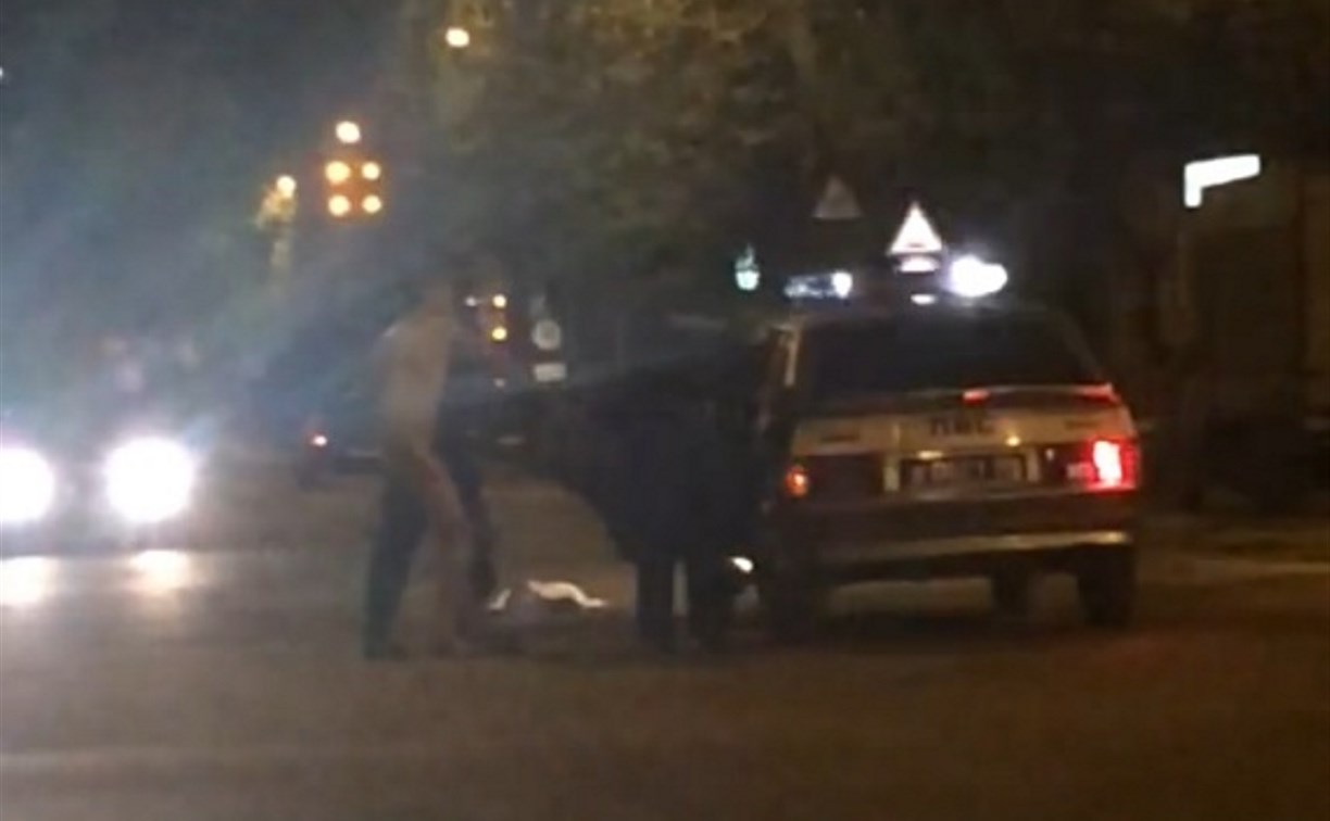 На улице Н. Руднева полицейские задержали нудиста 