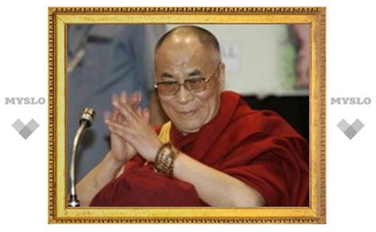 Далай-лама отправлен в больницу индийской столицы