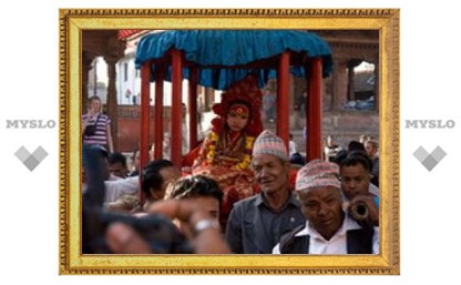 В Непале ищут новую "живую богиню"