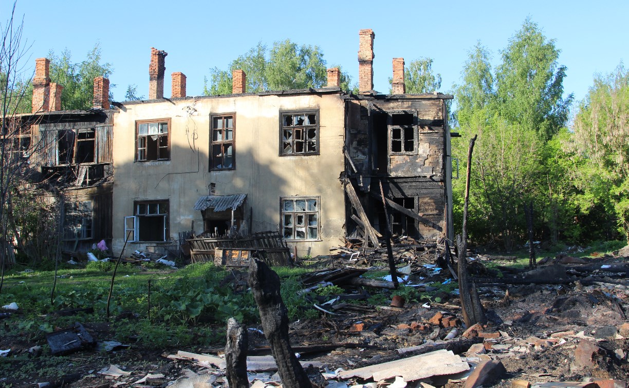 Жительница Донского: «Я звонила в пожарную за час до того, как начал полыхать наш дом»