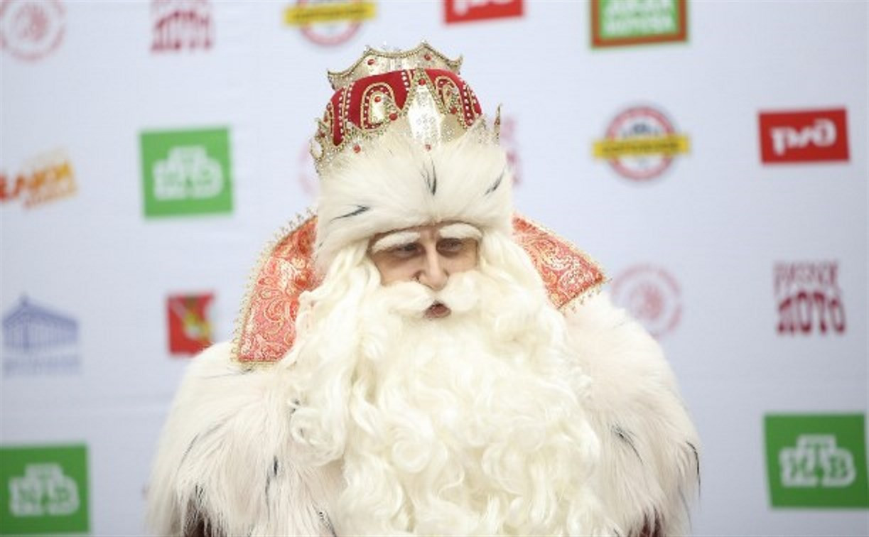 Что просили россияне у Деда Мороза?