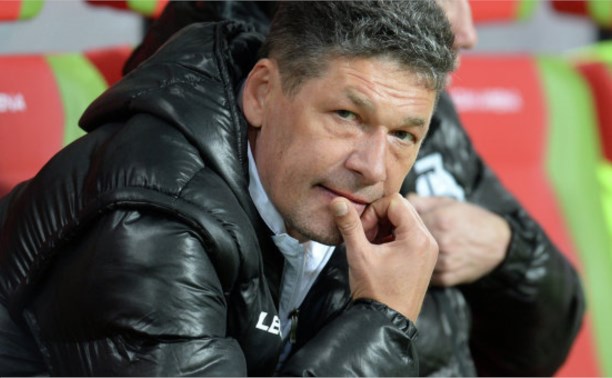 Главный тренер «Торпедо» ушёл в отставку после поражения в матче с «Арсеналом»
