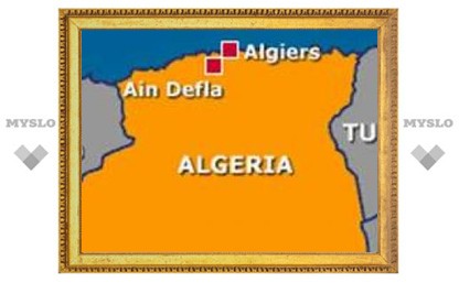 В алжирской провинции Айн-Дефла взорван автобус российской компании