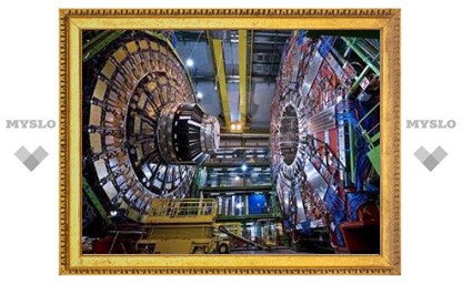 Работу Большого адронного коллайдера продлят на год